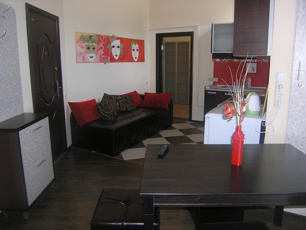 Art Villa On Sumskaya Street Kharkiv Room photo