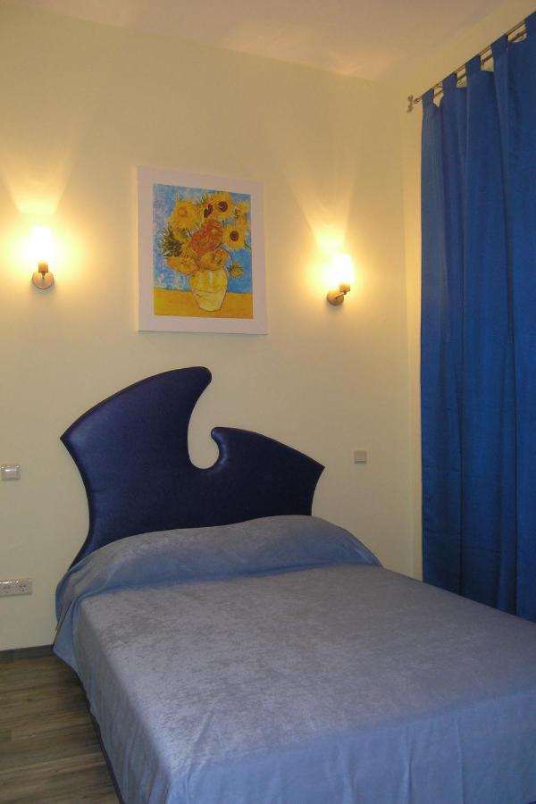 Art Villa On Sumskaya Street Kharkiv Room photo
